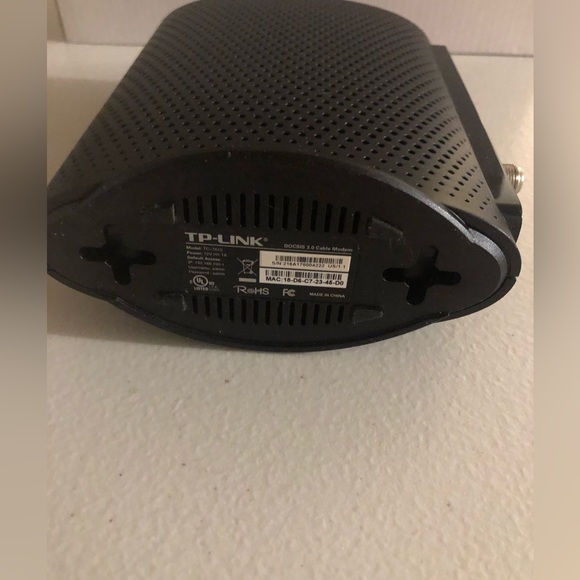 TP-LINK DOCSIS 3.0 CABLE MODEM(Model No. TC-7610) - Picture 9 of 9